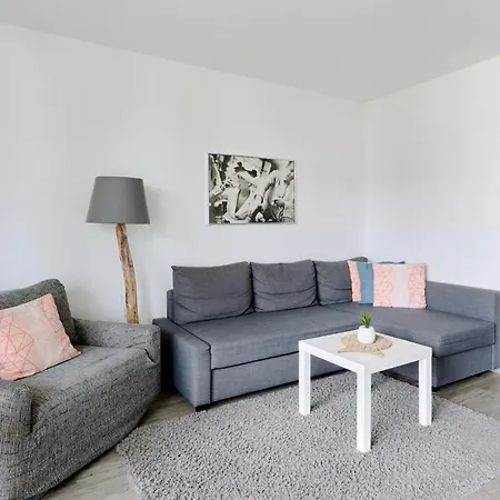 Hafeneck Moba-travel דירה