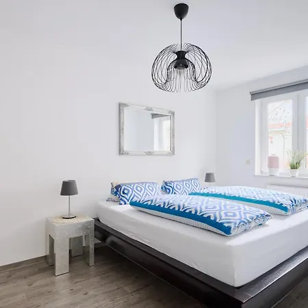 Hafeneck Moba-travel *